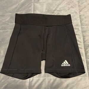 Adidas Volleyball shorts ladies size S 5” inseam black